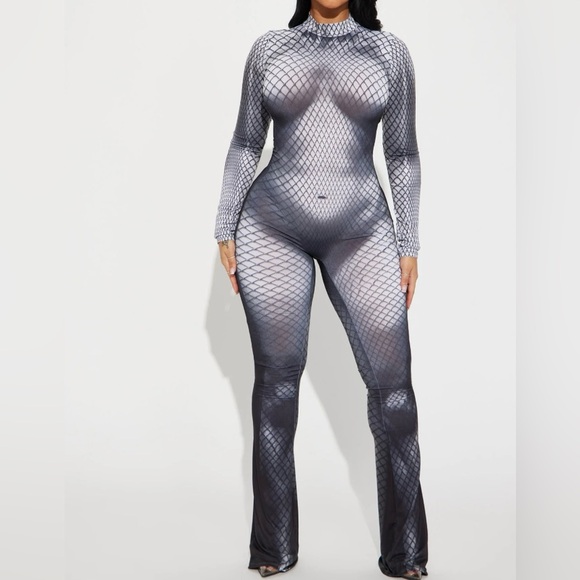 Fashion Nova Jumpsuit - Picture 1 of 3